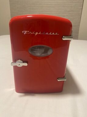 Frigidaire Red Mini Refrigerator Style Food Storage Cooler